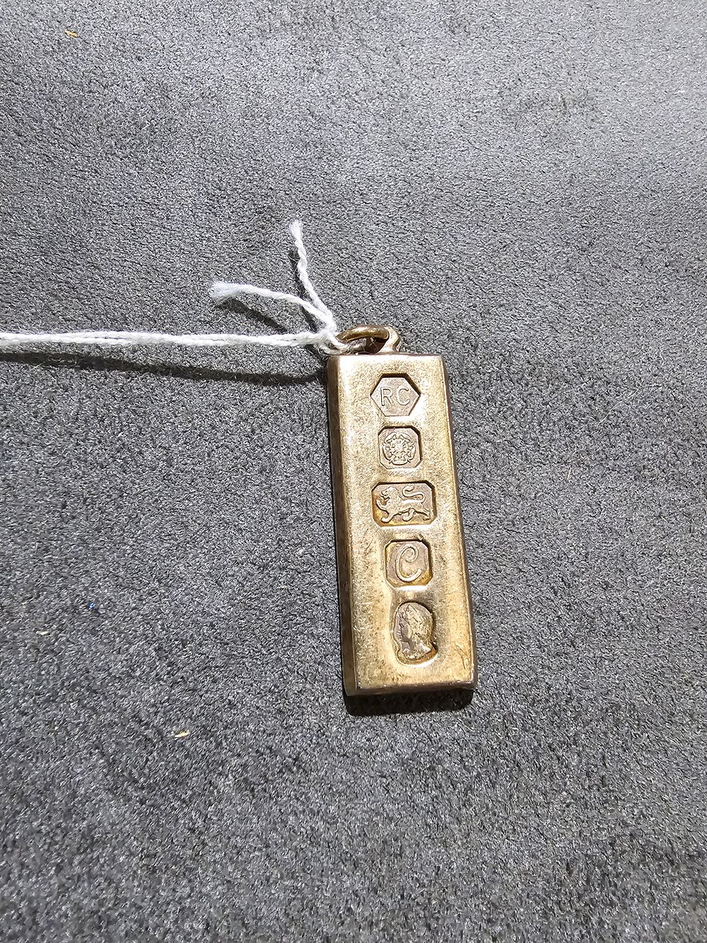 Lot 258: 1 X SILVER 1 OZ INGOT RC SHEFFIELD...