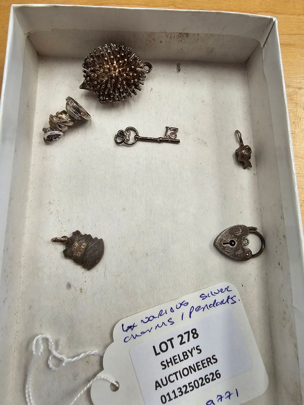 Lot 278: 6 X VARIOUS SILVER CHARMS AND PENDANTS