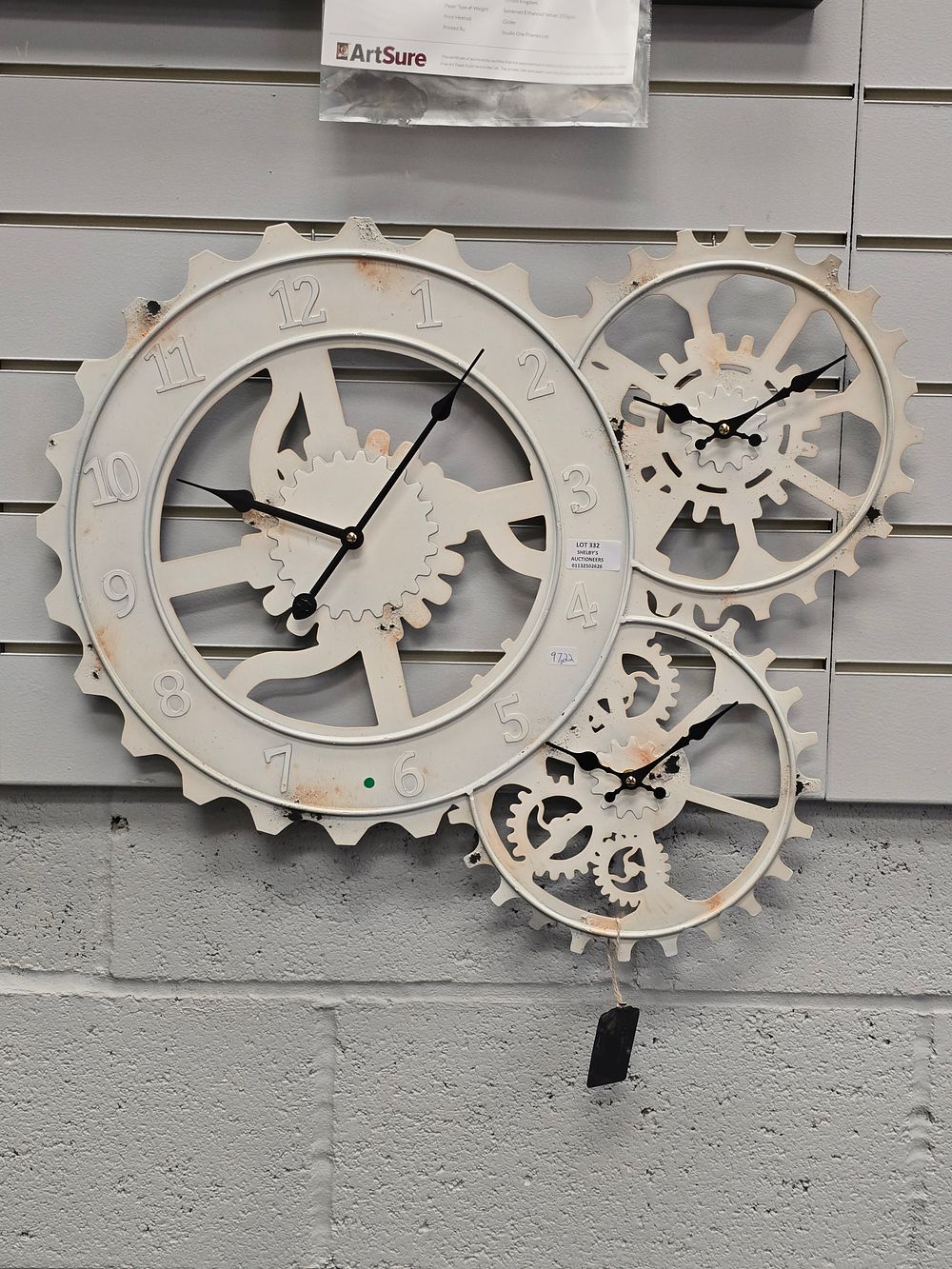 Lot 332: 1 X INDUSTRIAL STYLE COG CLOCK RRP 40
