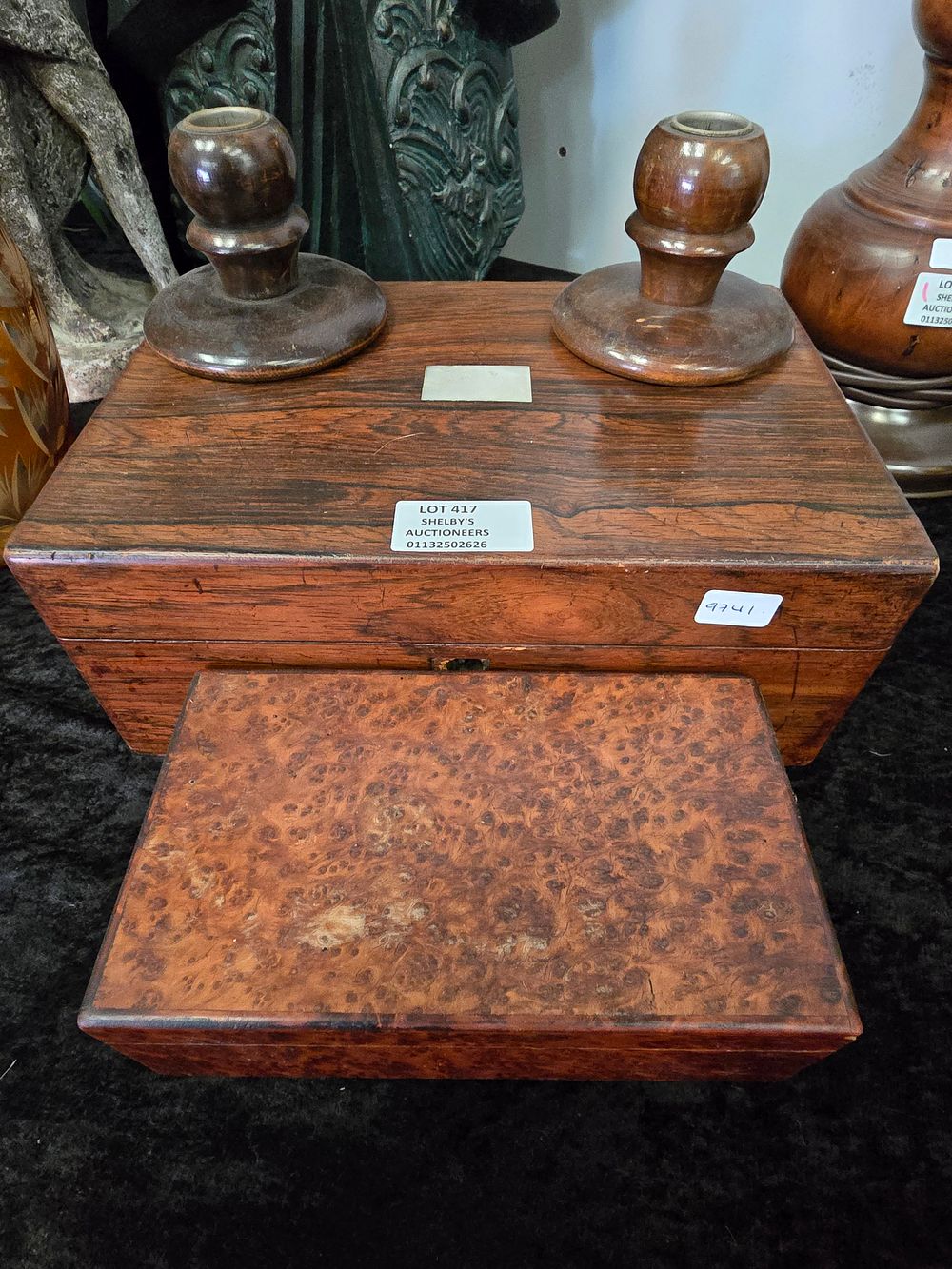 Lot 417: 1 X VICTORIAN SMALL MAHOGANY BOX WITH WALNUT...