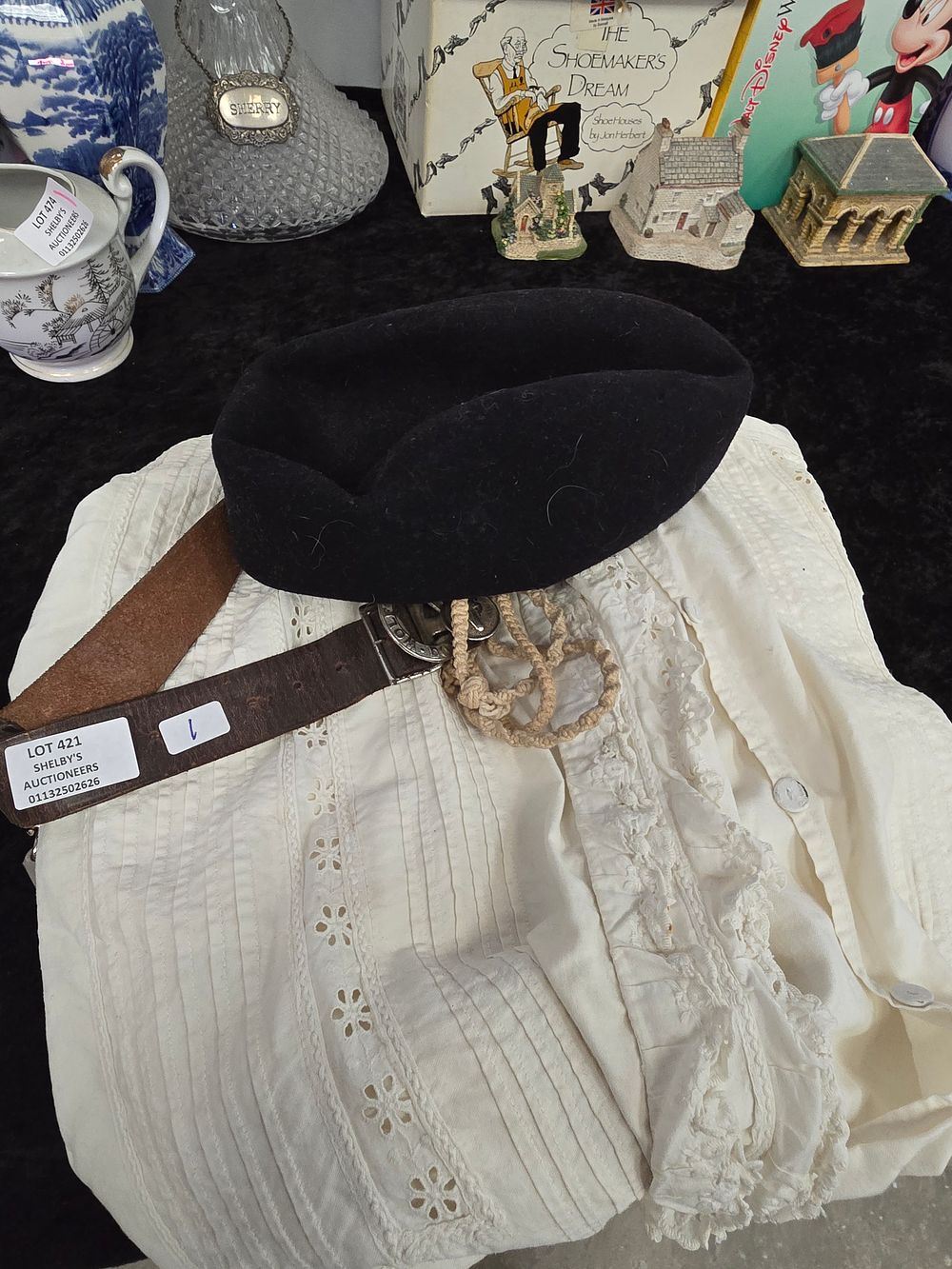Lot 421: 1 X EDWARDIAN LADIES DRESS WITH GIRL GUIDE...