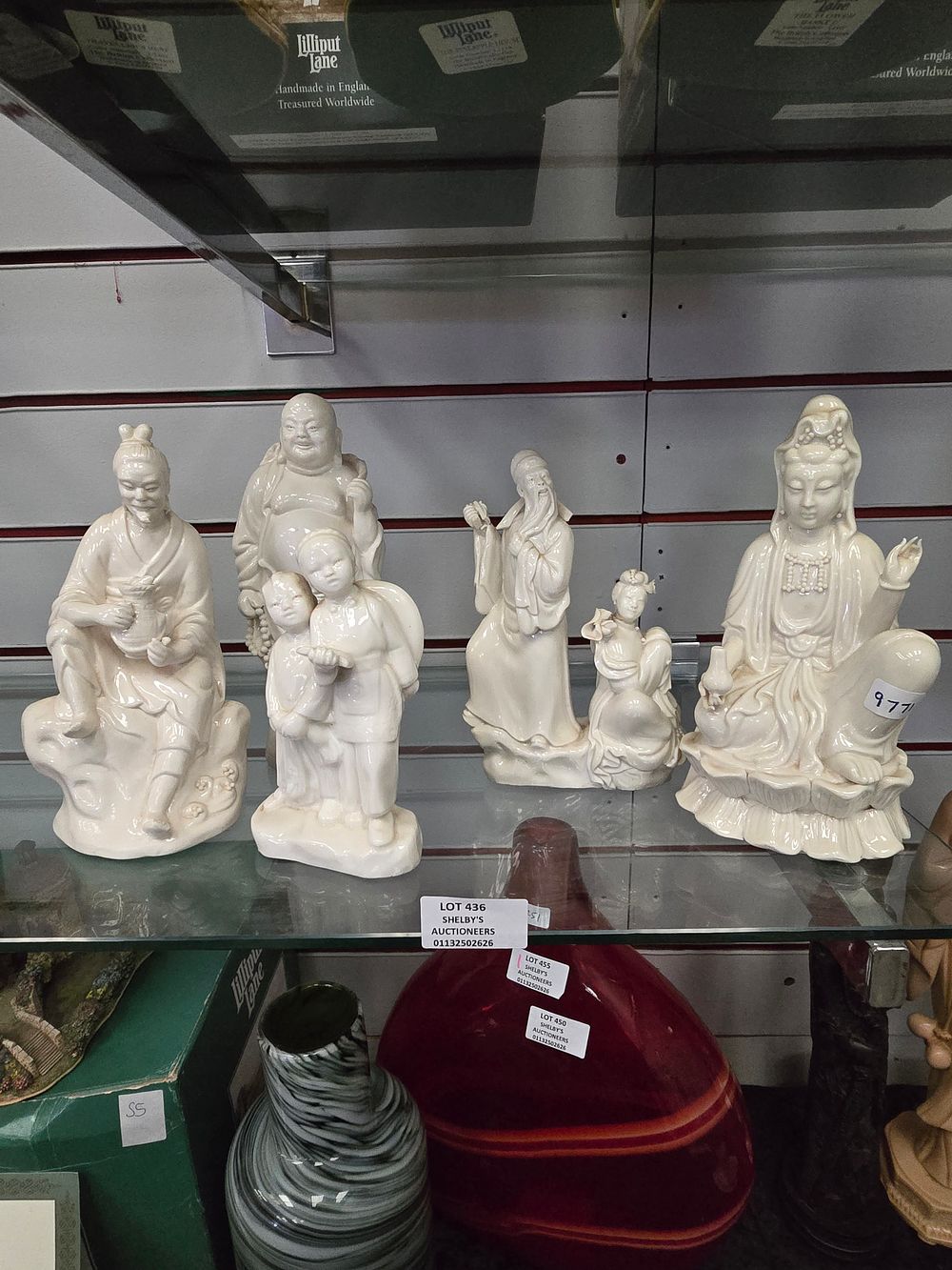 Lot 436: 5 X VARIOUS ORIENTAL POTTERY FIGURINES