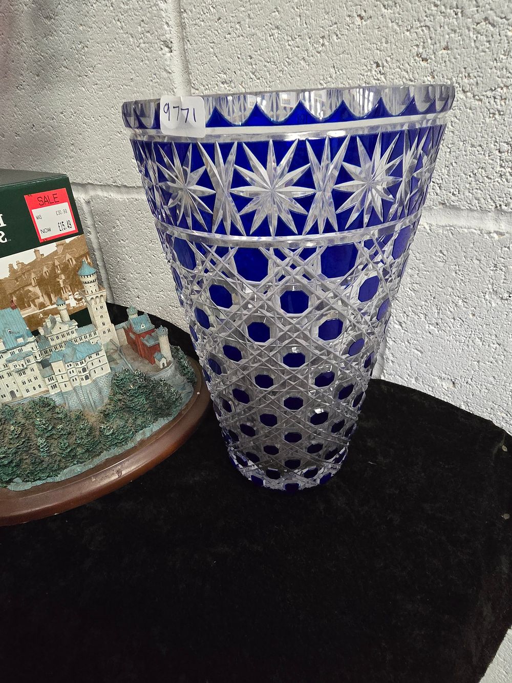 Lot 442: 1 X LARGE BLUE BOHEMIA STYLE CRYSTAL VASE