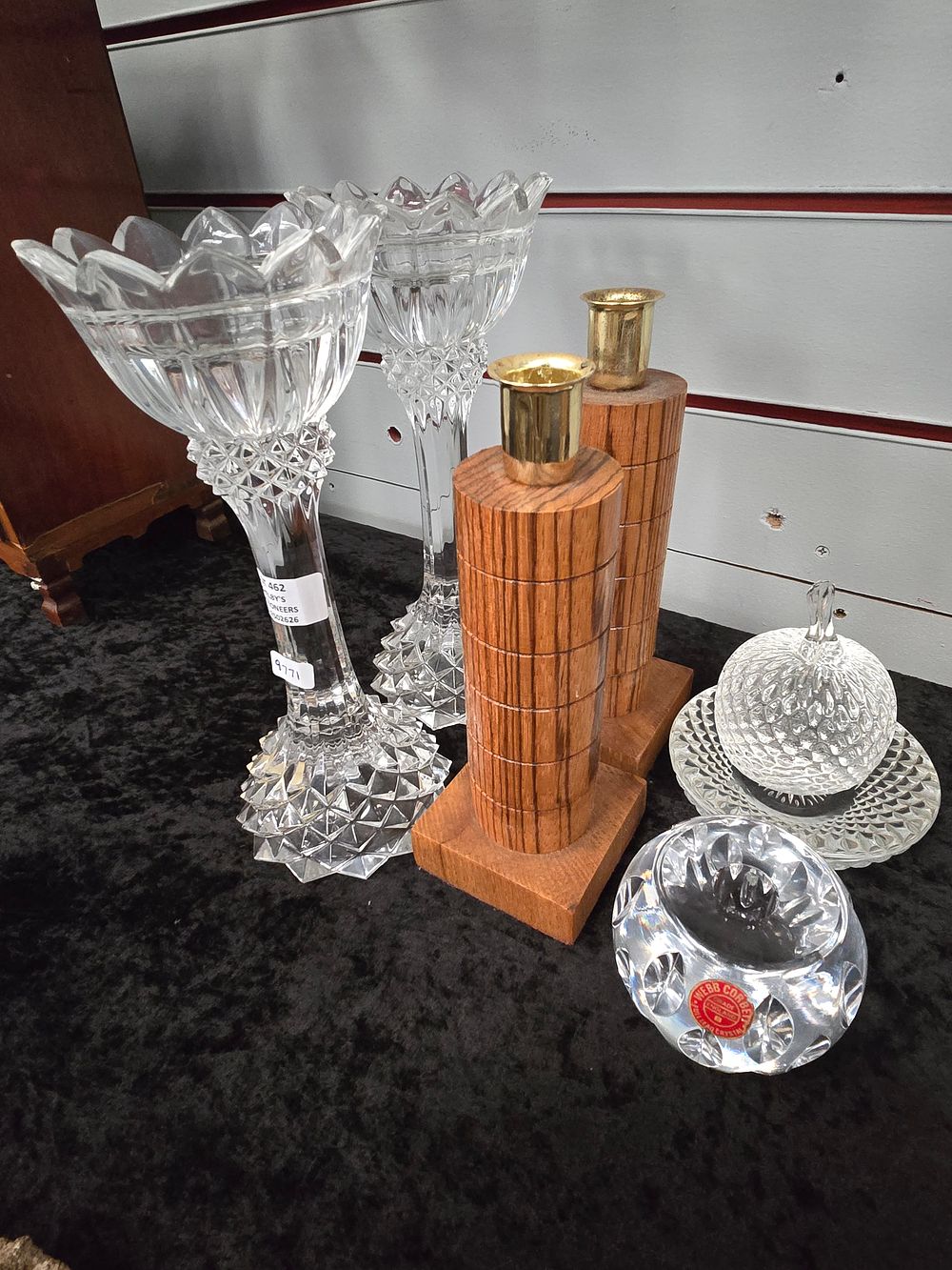 Lot 462: PAIR OF HEAVY CRYSTAL CANDLE STICKS WITH WEBB...