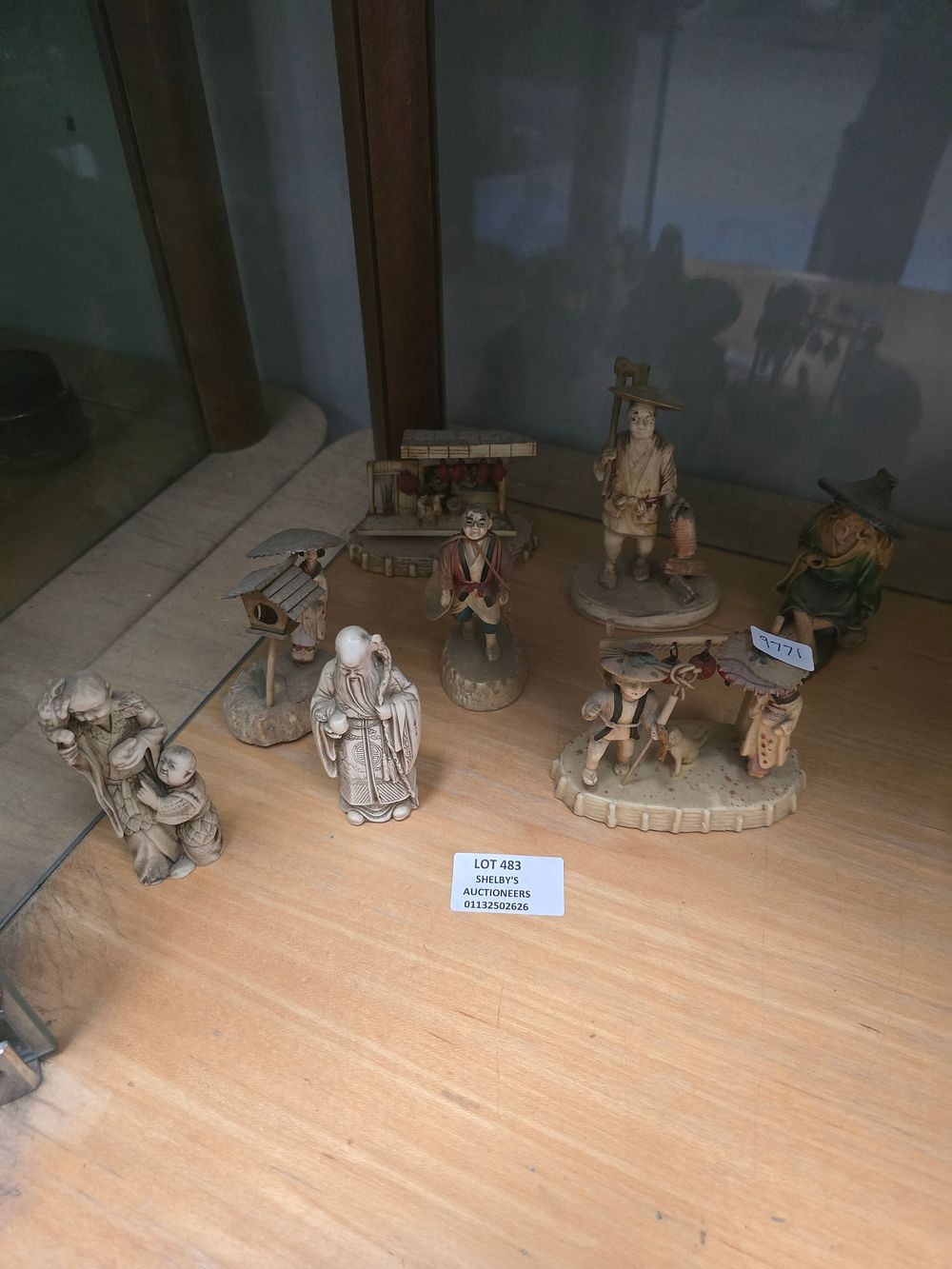 Lot 483: SELECTION OF ORIENTAL FIGURINES