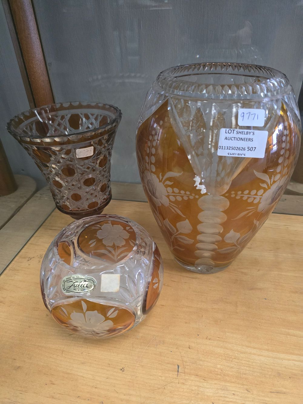 Lot 507: 3 X LARGE PIECES OF AMBER LEAD CRYSTAL...