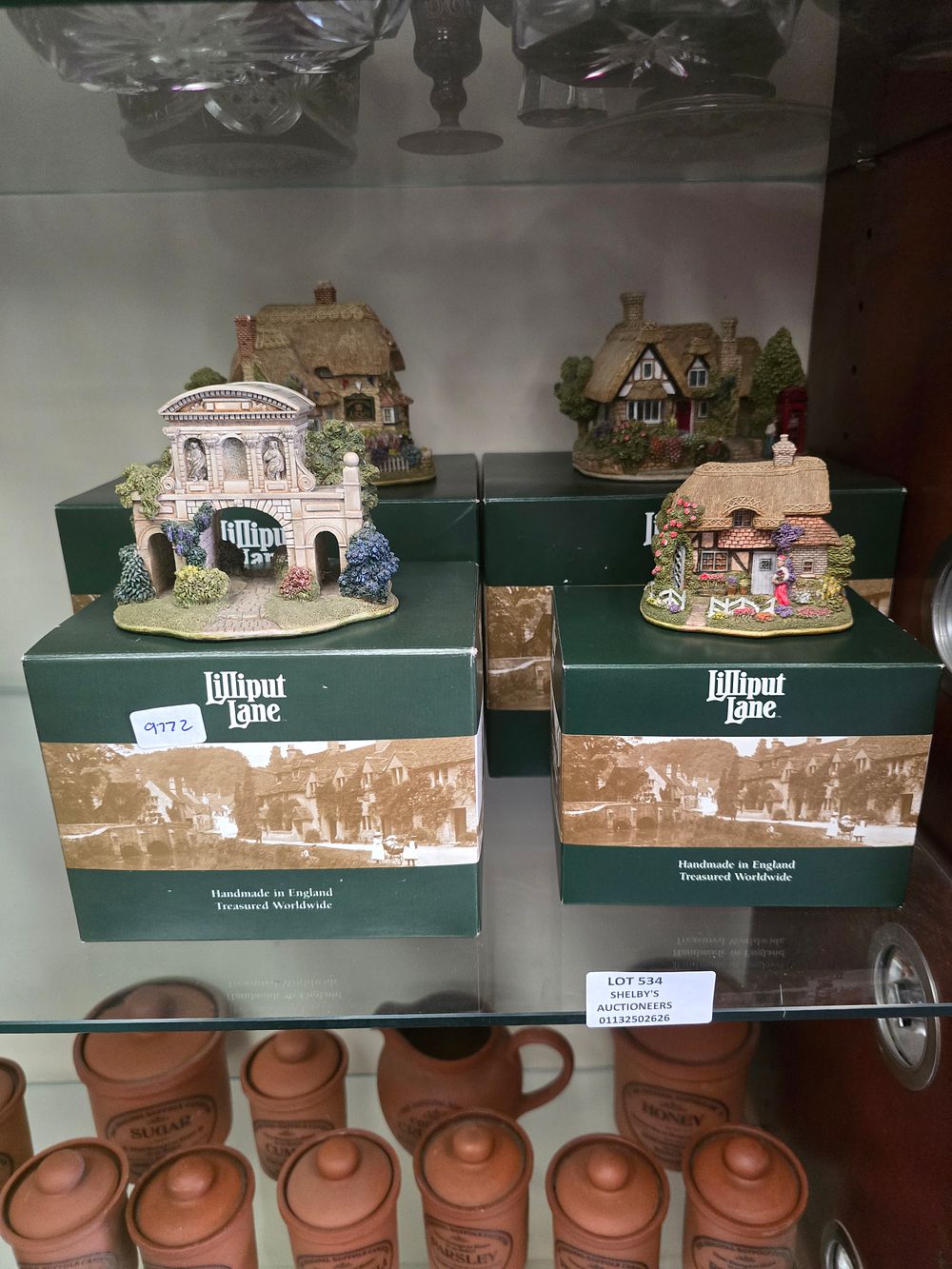 Lot 534: 4 X VARIOUS LILIPUT LANE COTTAGES BOXED