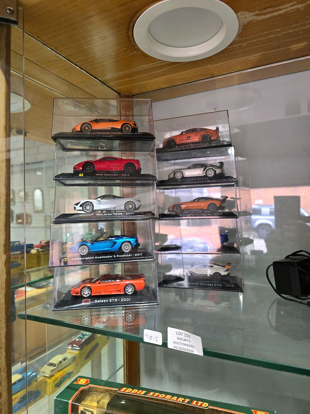 Lot 155: 10 X CASED BOXED SPORTS CARS