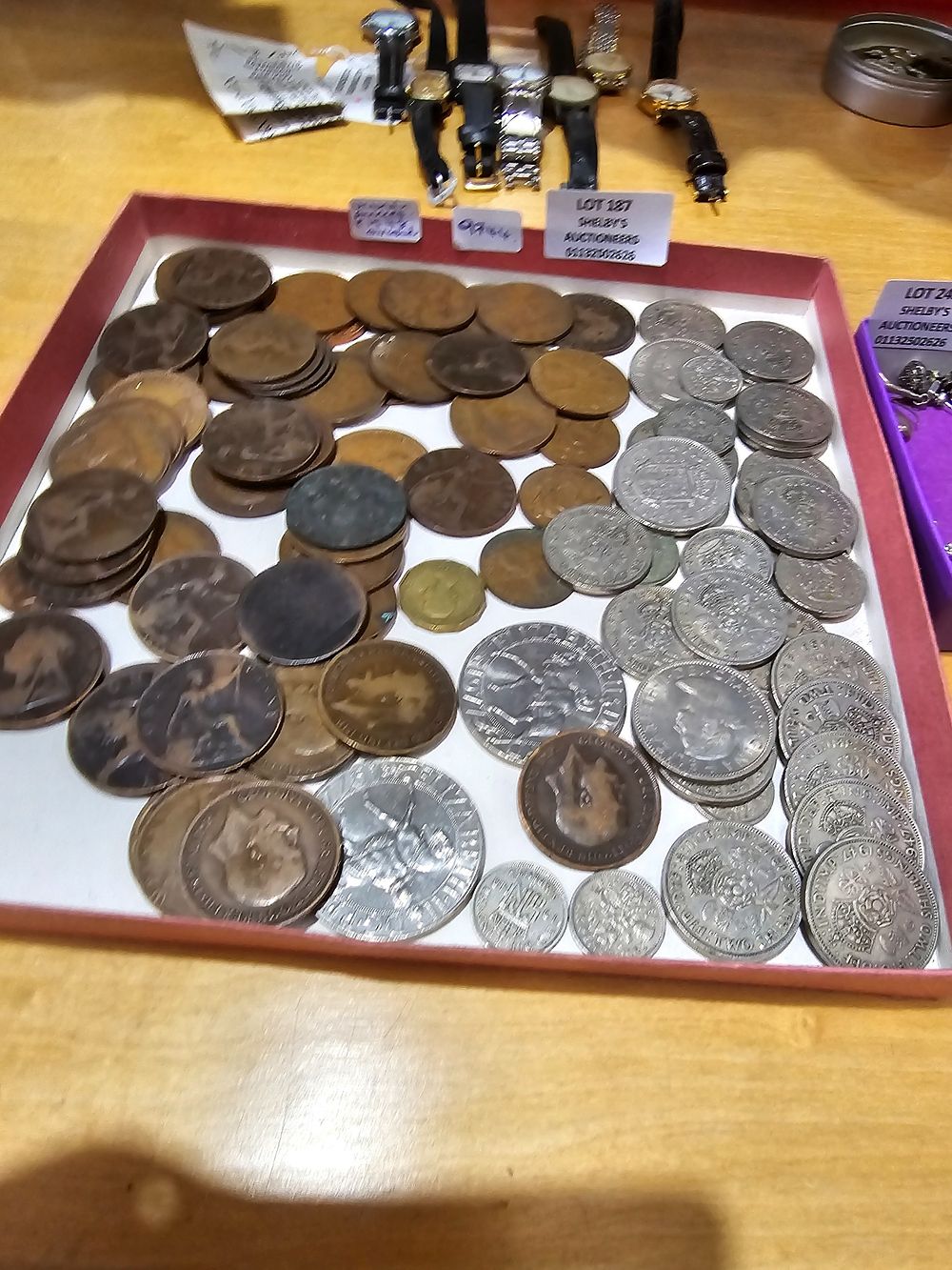Lot 187: SELECTION OF VARIOUS BRITISH COINAGE WITH 2 X...