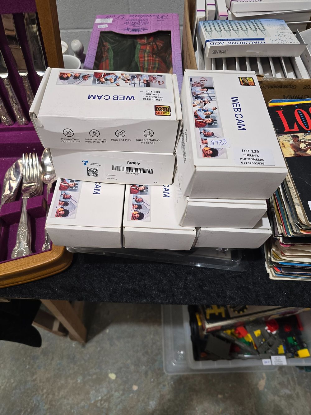 Lot 229: SELECTION OF BOXED NEW WEB CAMS WITH NEW...
