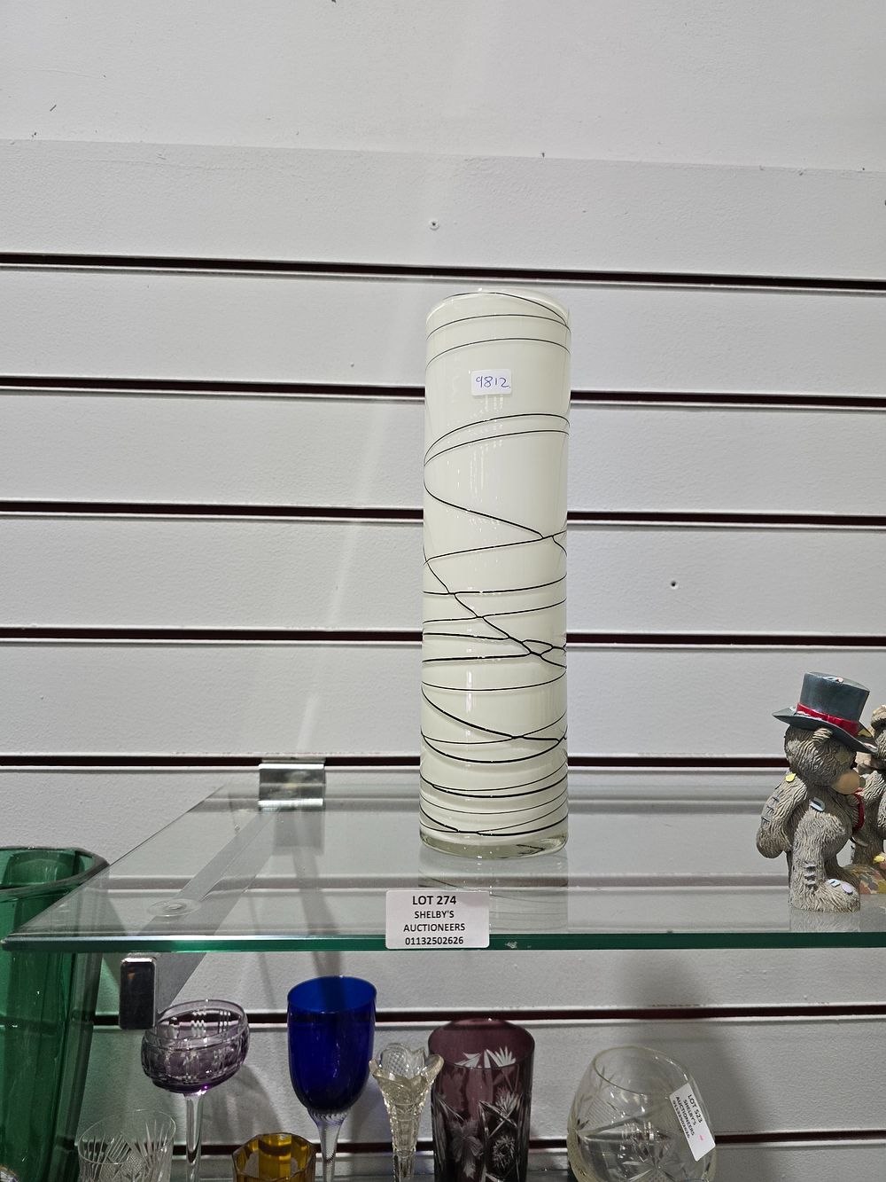 Lot 274: 1 X 1960S WHITE AND BLACK GLASS VASE