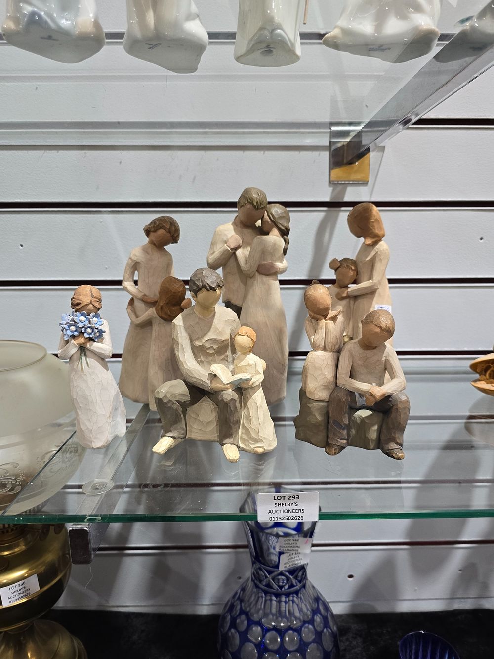 Lot 293: SELECTION OF WILLOW TREE FIGURINES