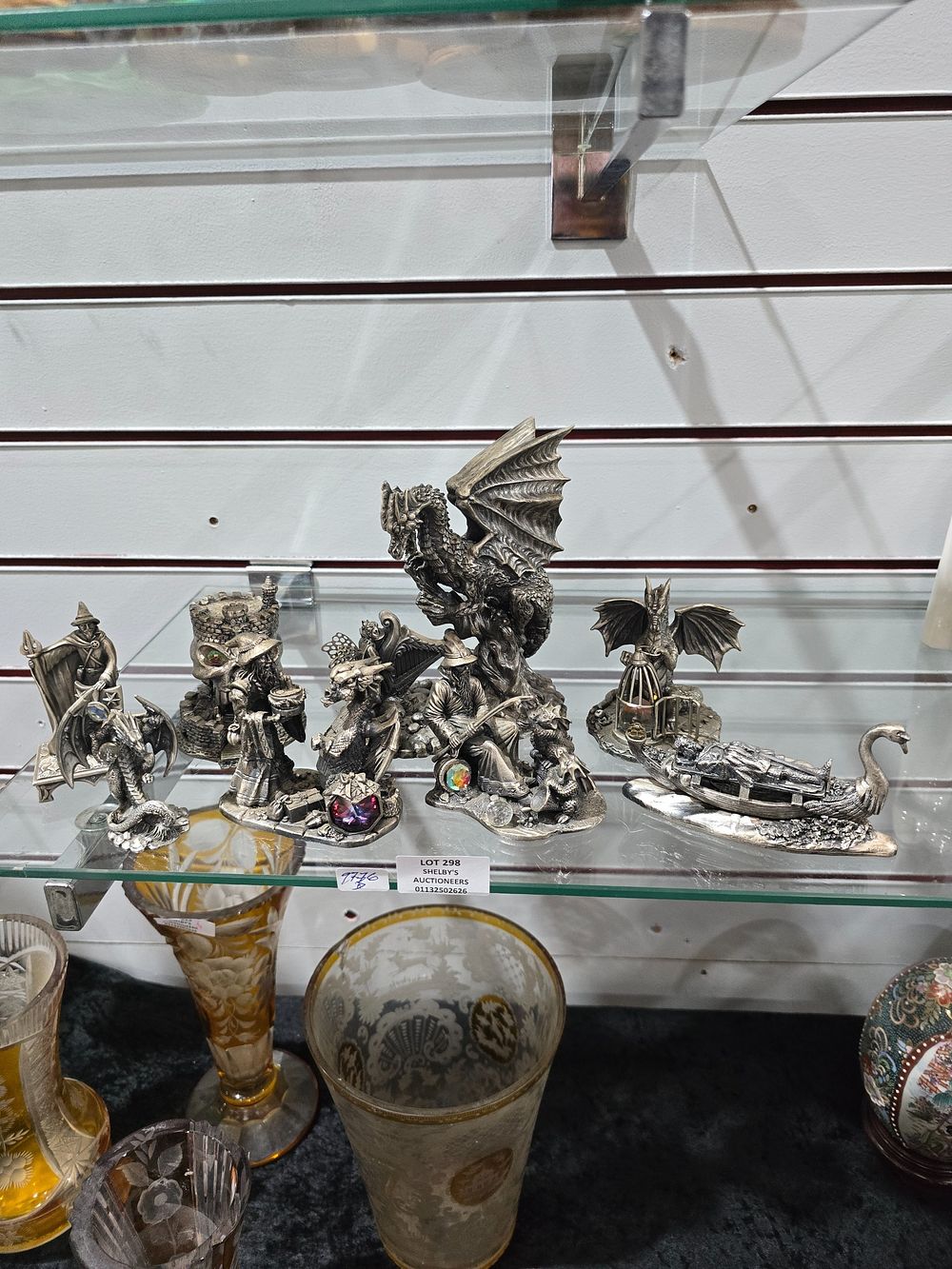 Lot 298: 8X VARIOUS MYTH AND MAGICAL FIGURINES