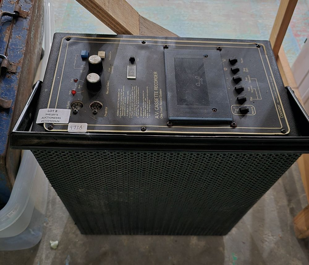Lot 8: 1 X COOMBER AV CASSETTE RECORDER