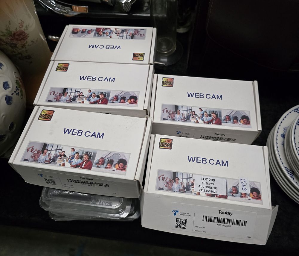 Lot 200: SELECTION OF BOXED NEW WEB CAMS WITH NEW...