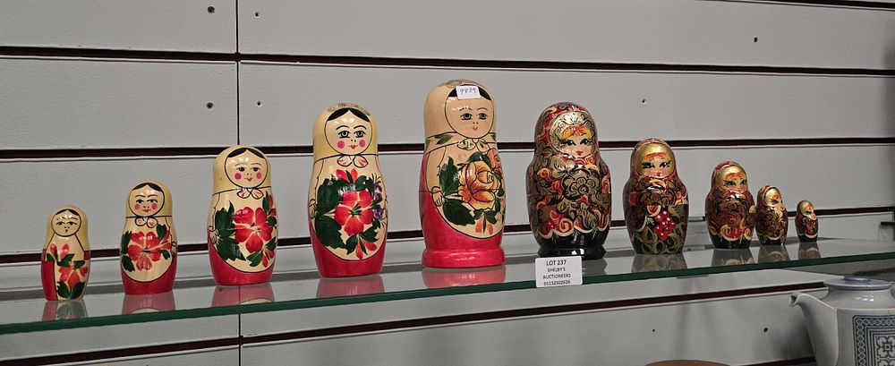 Lot 237: 2 X SETS OF RUSSIAN DOLLS