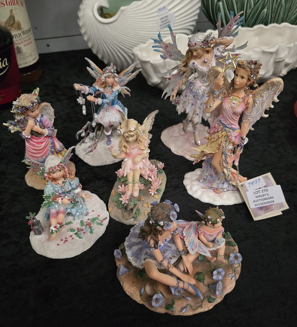 Lot 270: 7 X VARIOUS LEONARDO COLLECTION FAIRY FIGURES ONE...