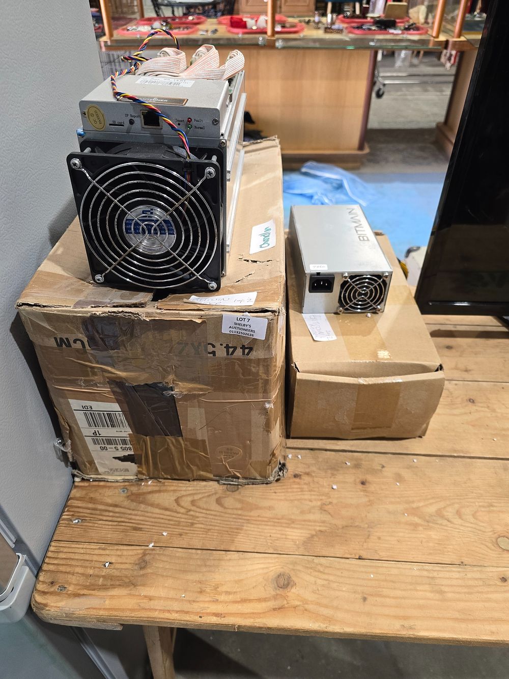 Lot 7: 1 X BITMAIN AND 1 X ANT MINER...