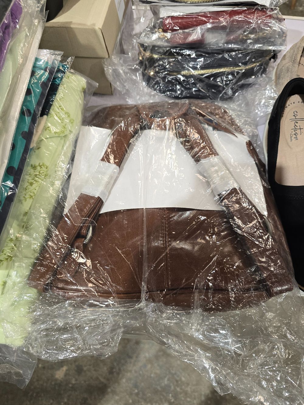 Lot 87: 1 X NEW IN PACKAGE LADIES BROWN LEATHER...
