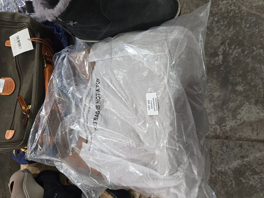 Lot 102: 1 X NEW IN PACKAGE TIGNANELLO HOBO COGNAC...