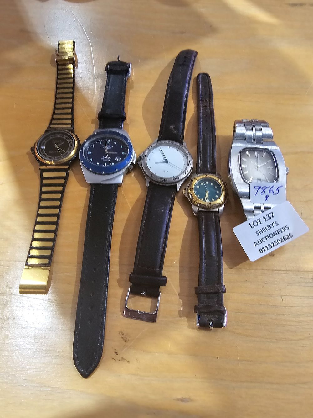 Lot 137: 5 X VARIOUS GENTS WATCHES SEKONDA ETC
