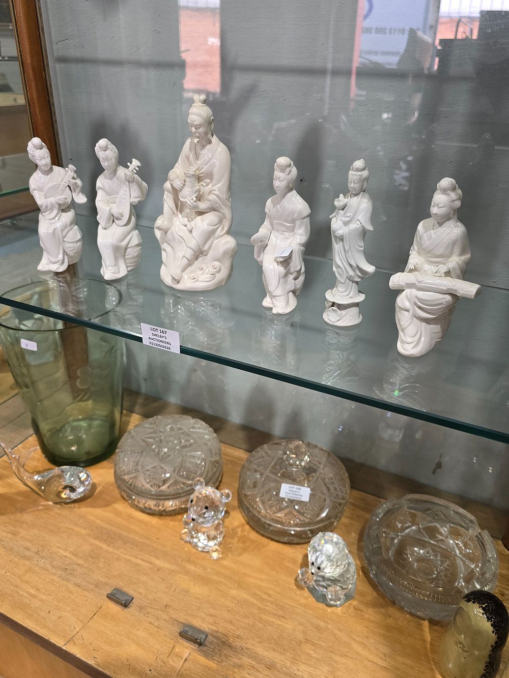 Lot 167: 6 X VARIOUS WHITE PORCELAIN ORIENTAL FIGURES