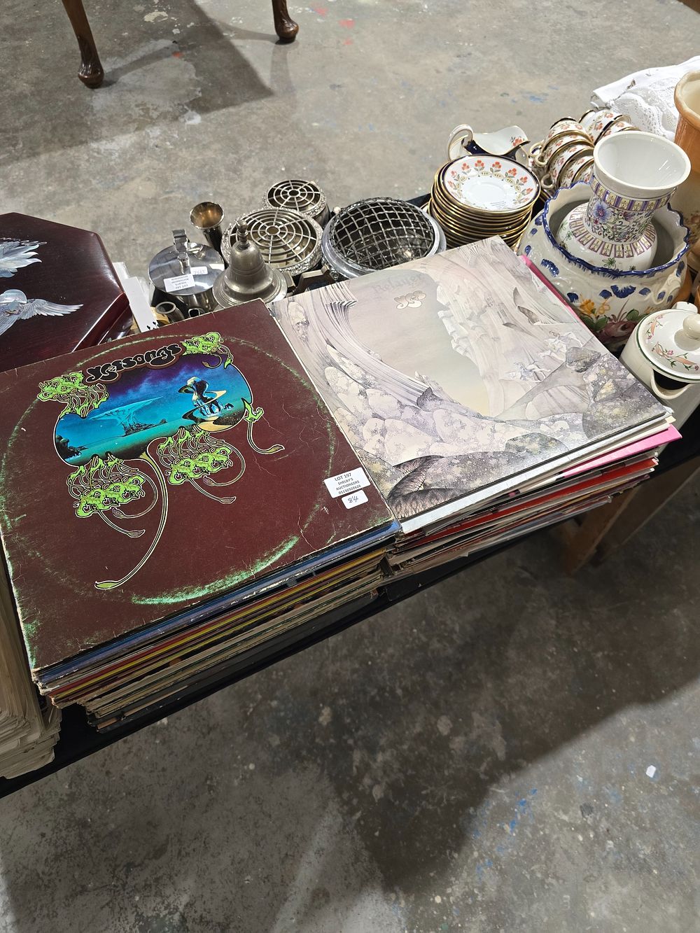 Lot 197: 84 X VARIOUS LPS INCLUDING EURITHMYCS SIMPLY RED...