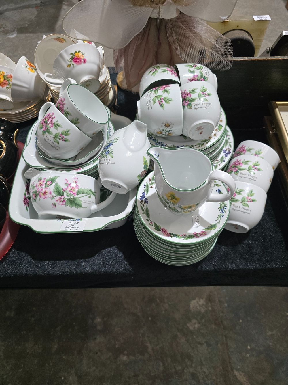 Lot 200: 48 PIECES OR ROYAL WORCESTER HERBS PATTERN DINNER...