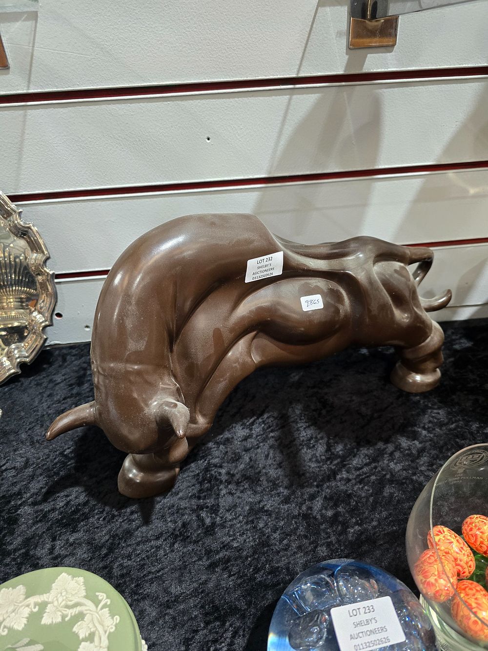 Lot 232: 1 X LARGE POTTERY WARE BULL