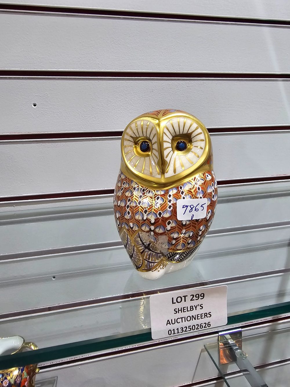 Lot 299: 1 X ROYAL CROWN DERBY BARN OWL PAPERWEIGHT...