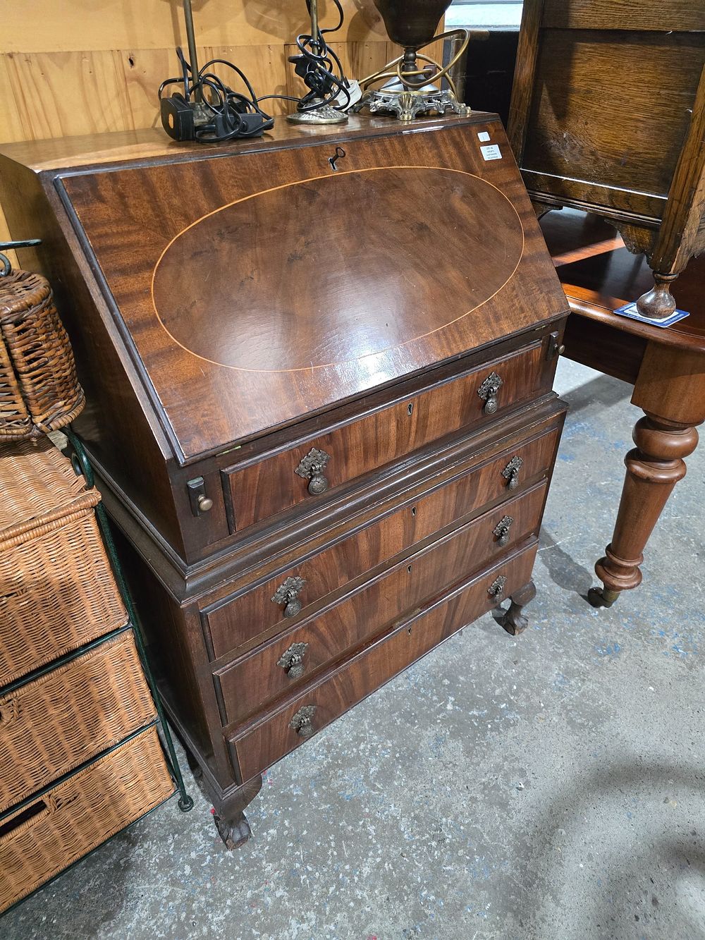 Lot 44: 1 X EDWARDIAN BALL AND CLAW FOOT BUREAU