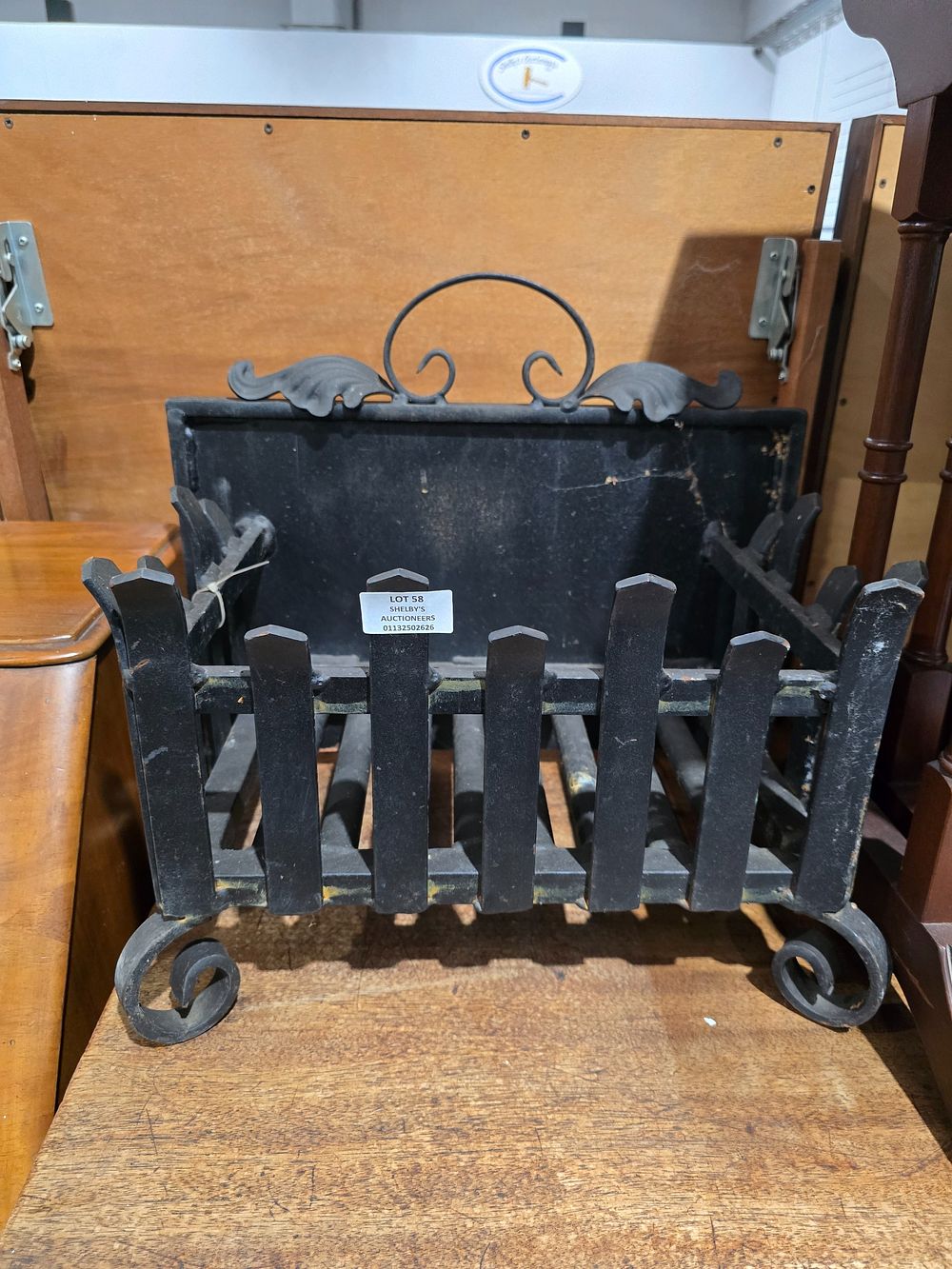 Lot 58: 1 X CAST METAL FIRE BASKET