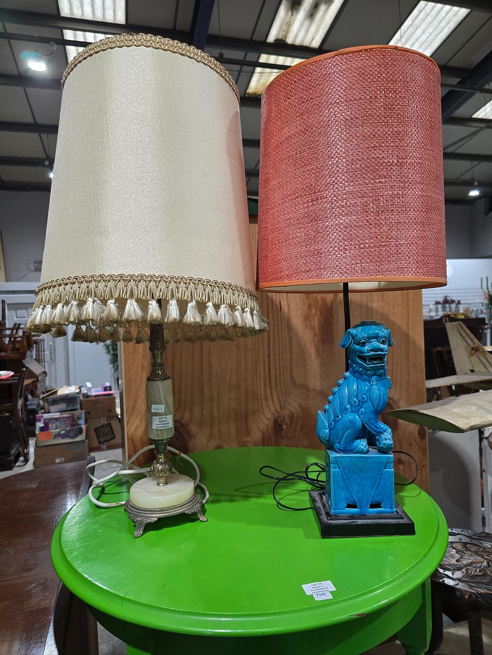 Lot 75: 1 X ALABASTER TABLE LAMP WITH FOO DOG...