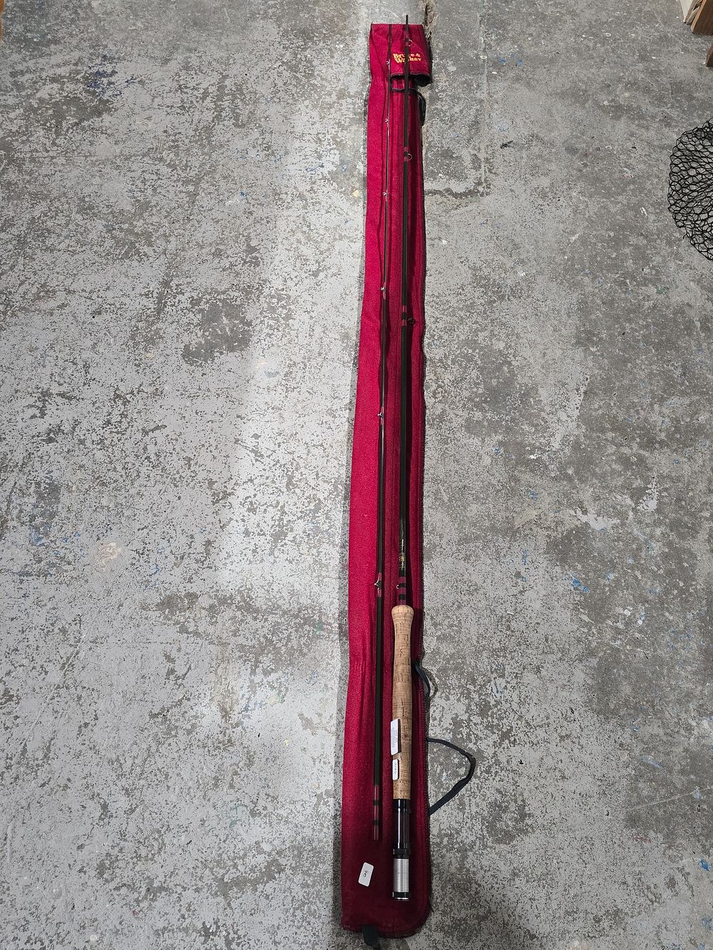 Lot 99: 1 X BRUCE AND WALKER TROUT FISHING ROD