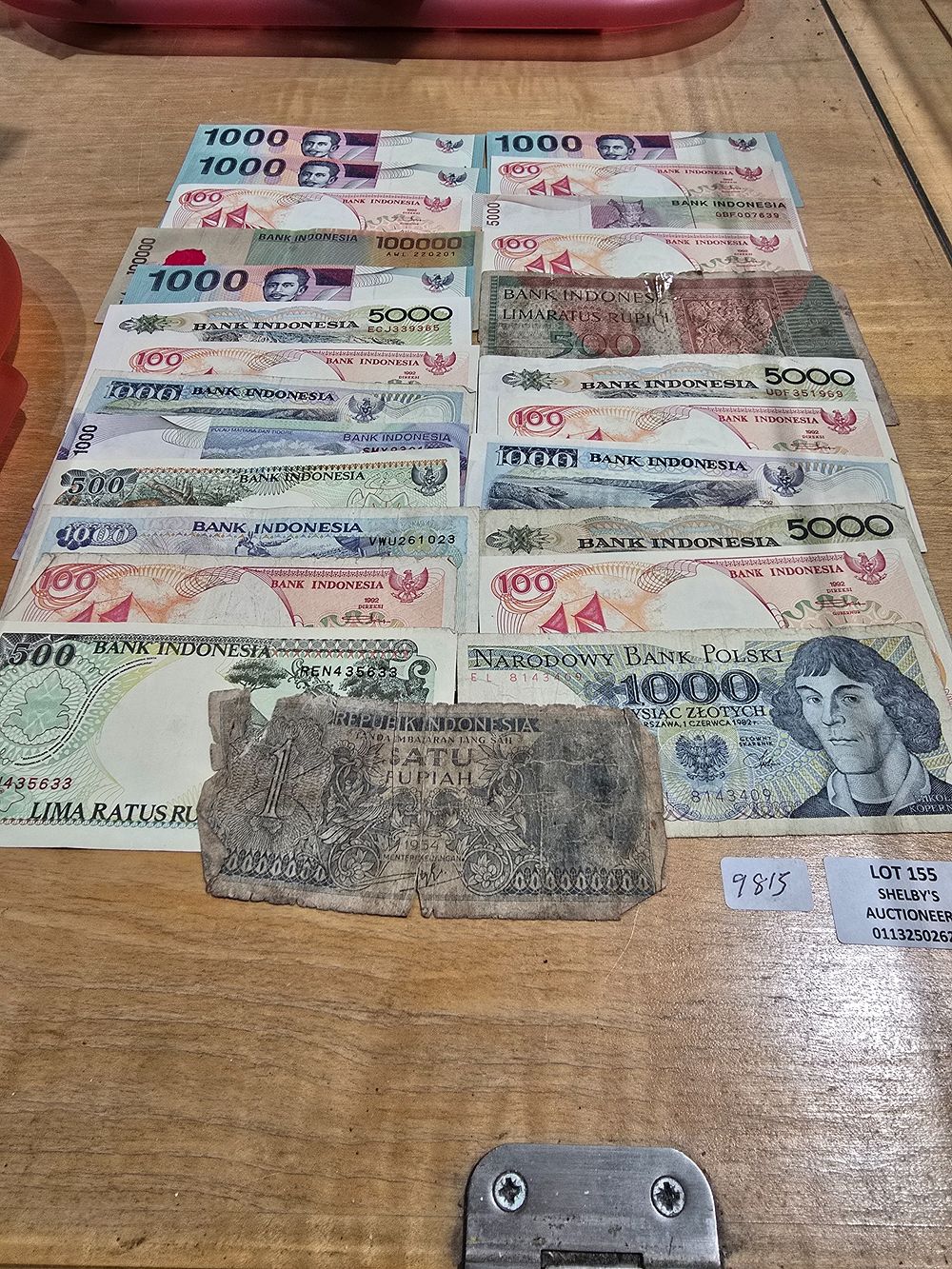 Lot 155: SELECTION OF INDONESIAN BANK NOTES