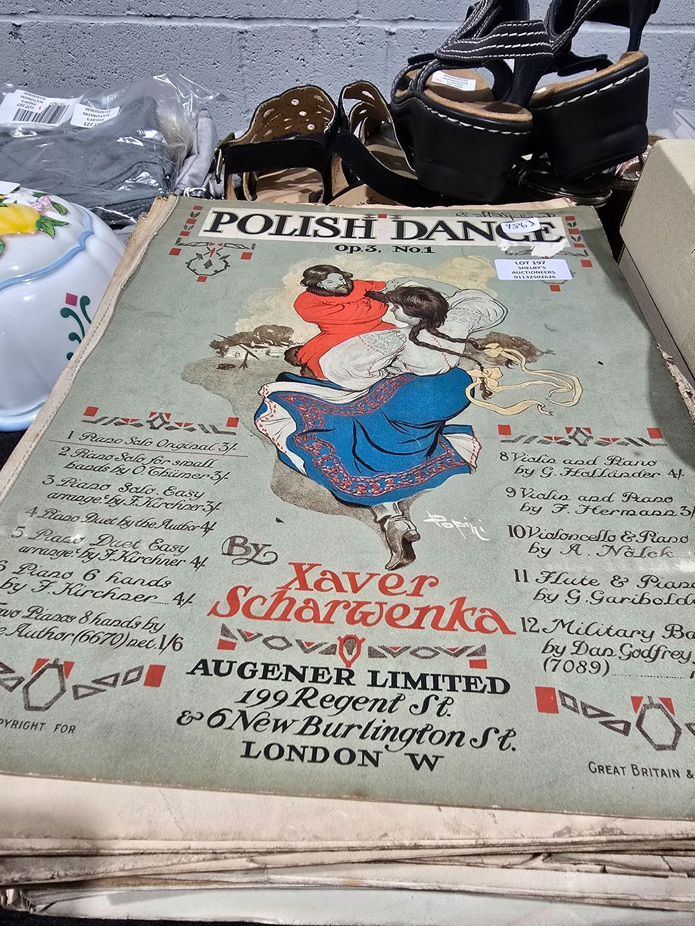 Lot 197: SELECTION OF VARIOUS VINTAGE MUSIC SHEET BOOKS