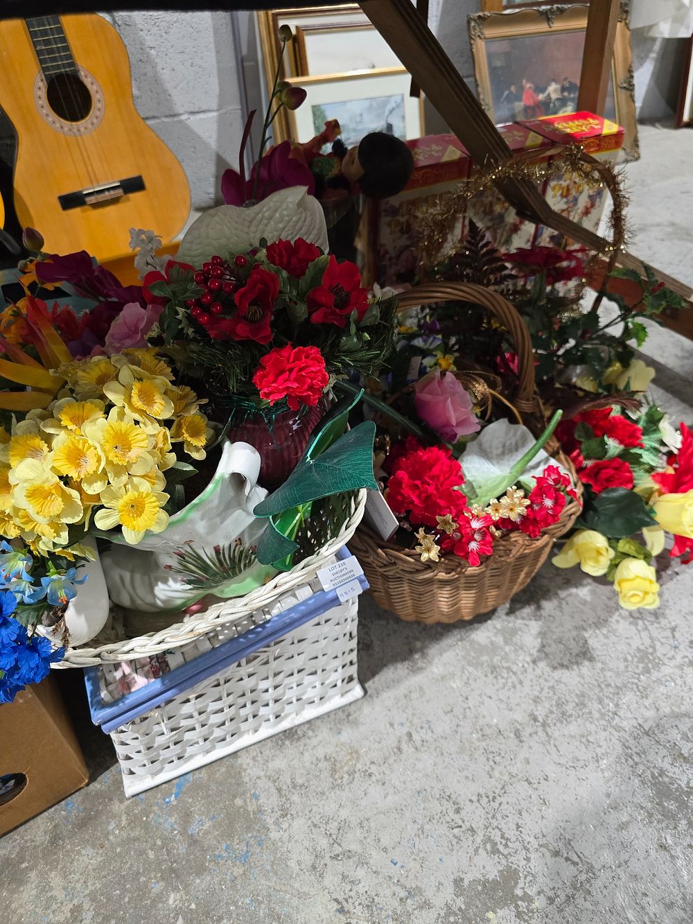 Lot 210: SELECTION OF FAKE FLOWERS WITH TABLE DECORATIONS ETC