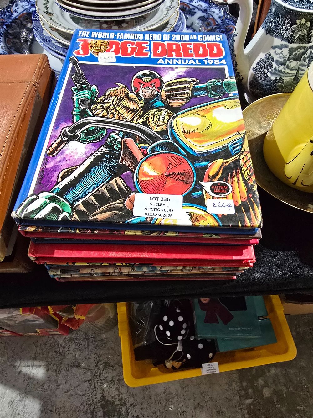 Lot 236: SELECTION OF 1980S ANUALS JUDGE DREDD ASTERIX ETC