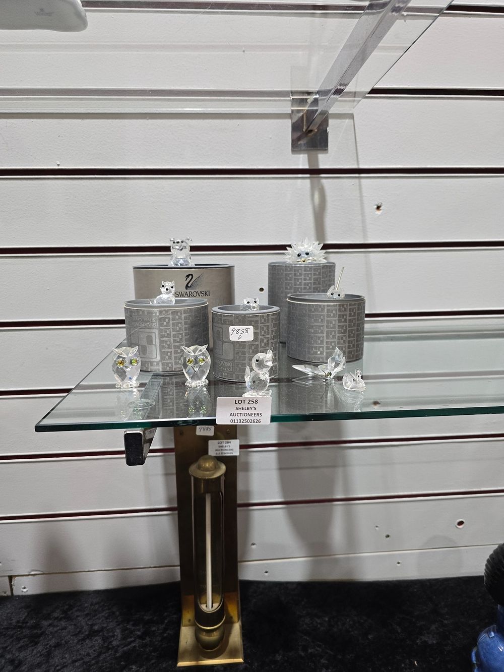 Lot 258: SELECTION OF BOXED AND UNBOXED SWAROVSKI CRYSTAL FIGURES...