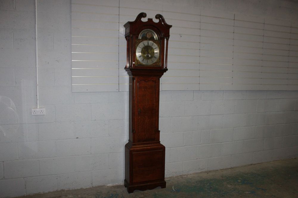 Lot 89: 1 X JOHN VARLEY GEORGIAN OAK LONG CASE...