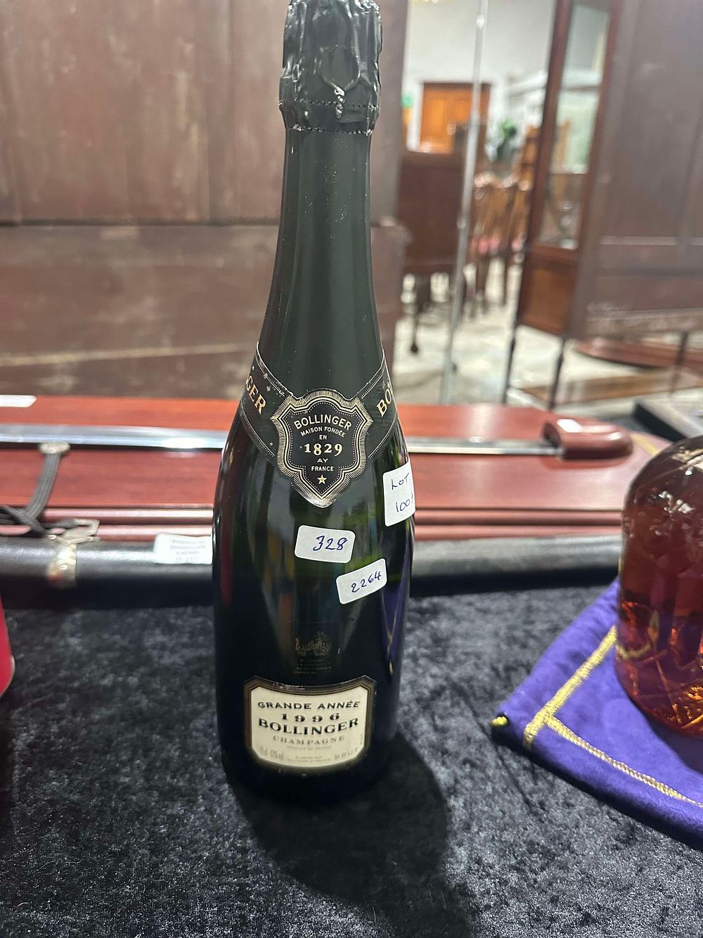 Lot 100A: 1 X BOTTLE OF BOLLINGER GRAND ANEE 1996