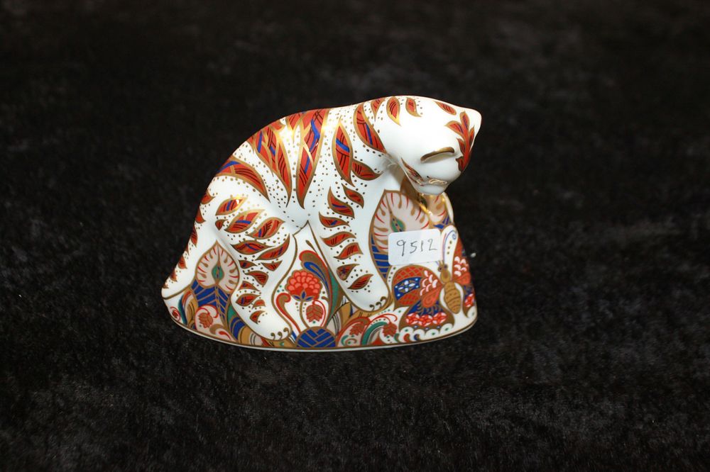 Lot 170: 1 X ROYAL CROWN DERBY BENGAL TIGER CUB...
