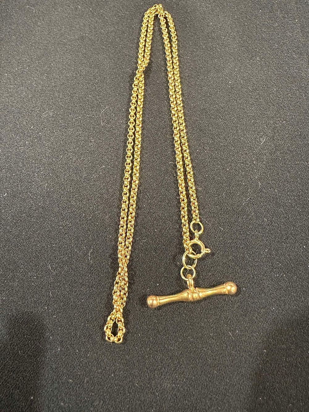 Lot 264: 1 X 9 K GOLD NECKLACE WITH T...