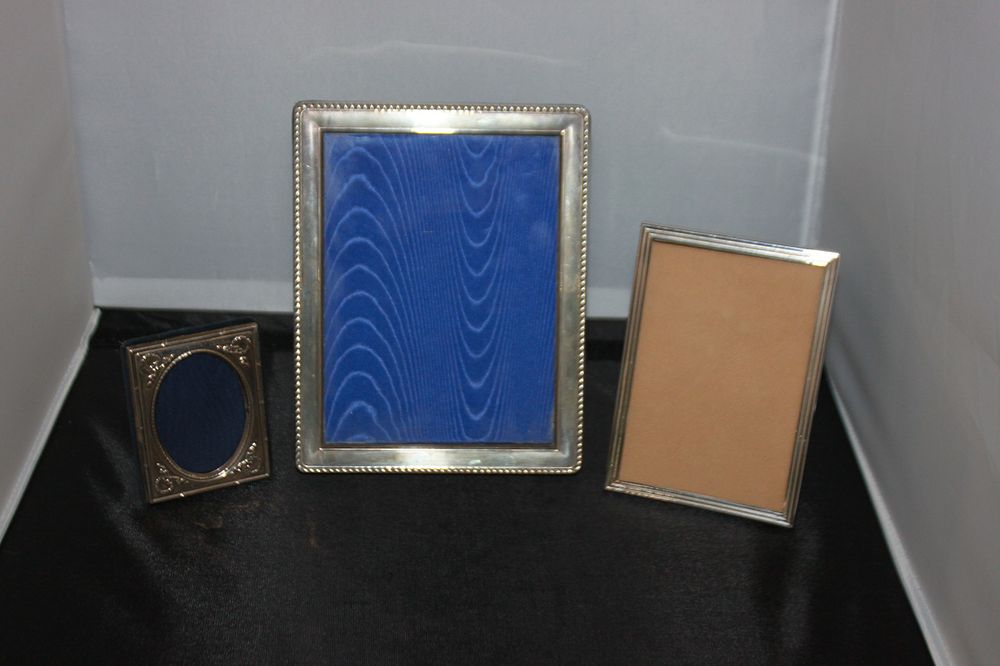 Lot 314: 3 X VARIOUS AGE AND SIZE SILVER PHOTO...