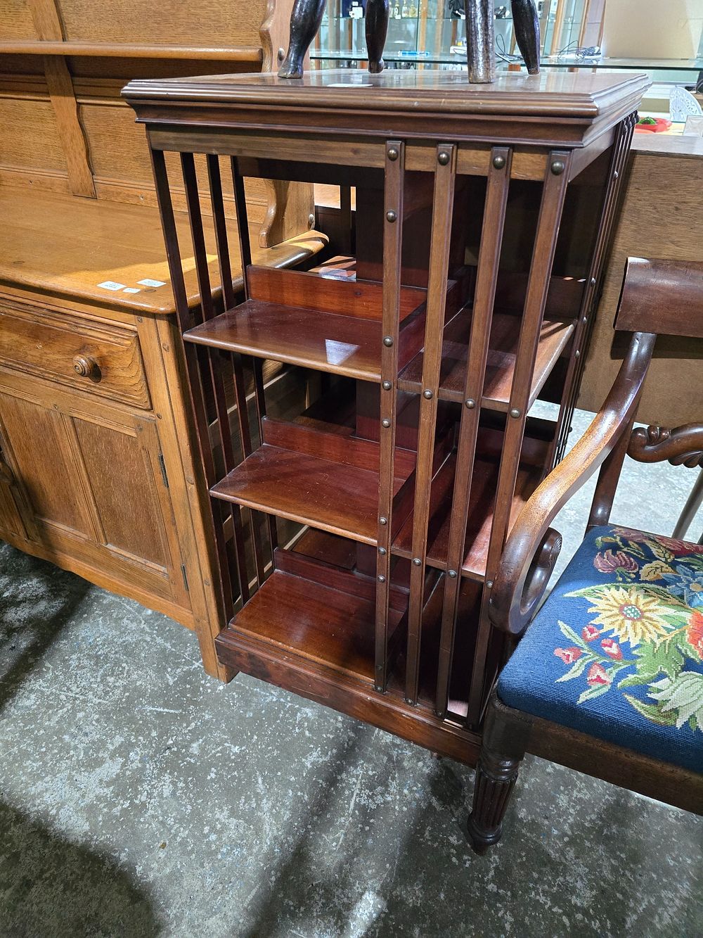 Lot 51: 1 X CANTERBURY BOOK CASE
