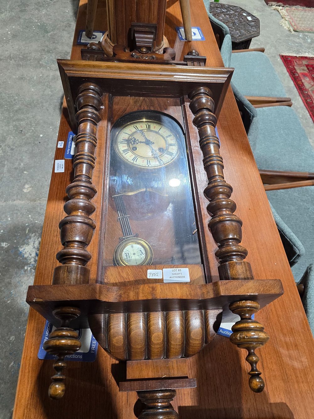 Lot 85: 1 X MAHOGANY 8 DAY VIENNA WALL CLOCK