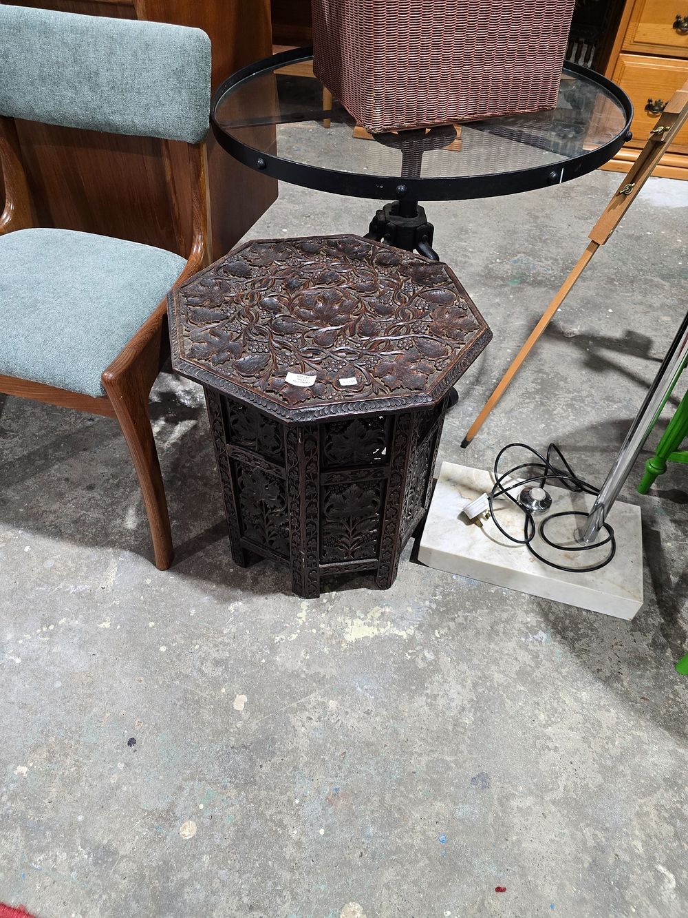 Lot 110: 1 X INDAN TEA TABLE