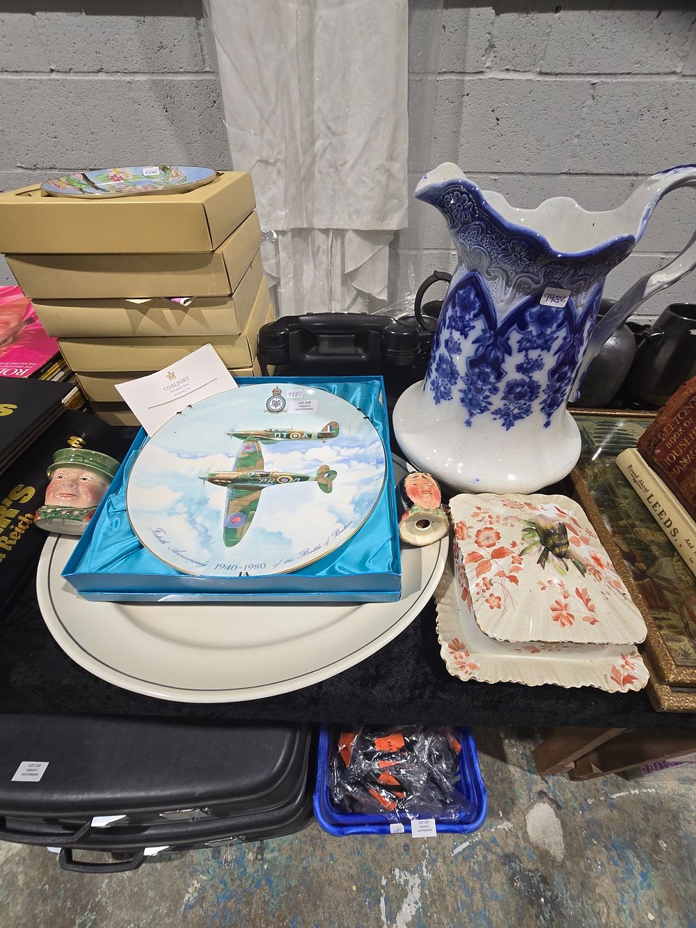 Lot 219: 1X BATTLE OF BRITTAN PLATE WITH TOBBY JUGS...