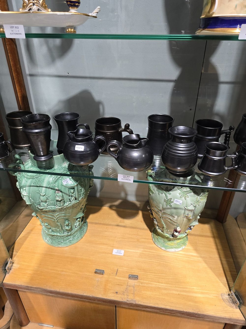 Lot 314: 13 X VARIOUS PIECES OF PRINKNASH POTTERY WARE...