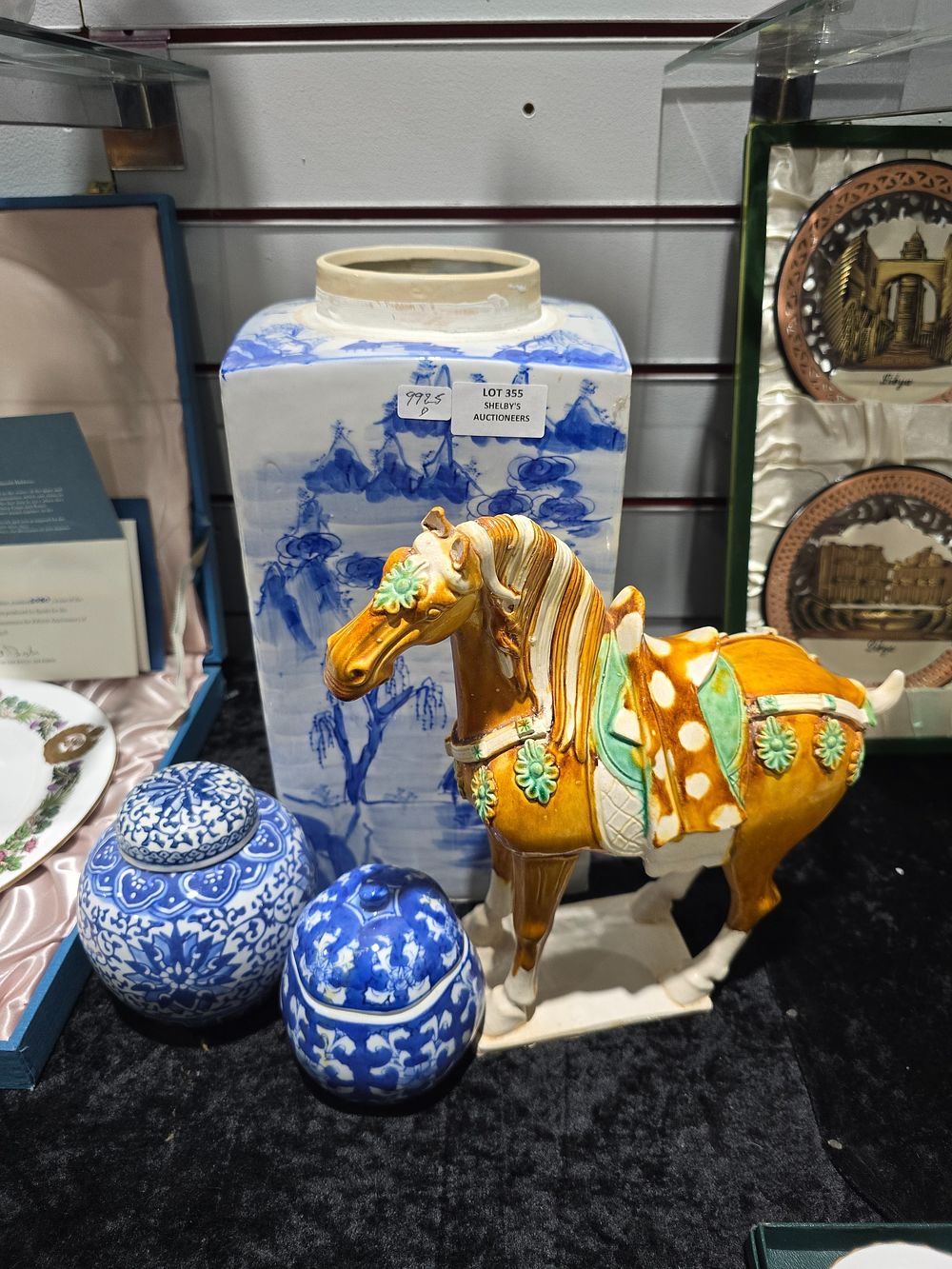 Lot 355: 1 X LARGE BLUE AND WHITE WAREORIENTAL SQUARE...